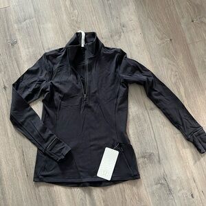 Lululemon Outrun 1/2 zip
